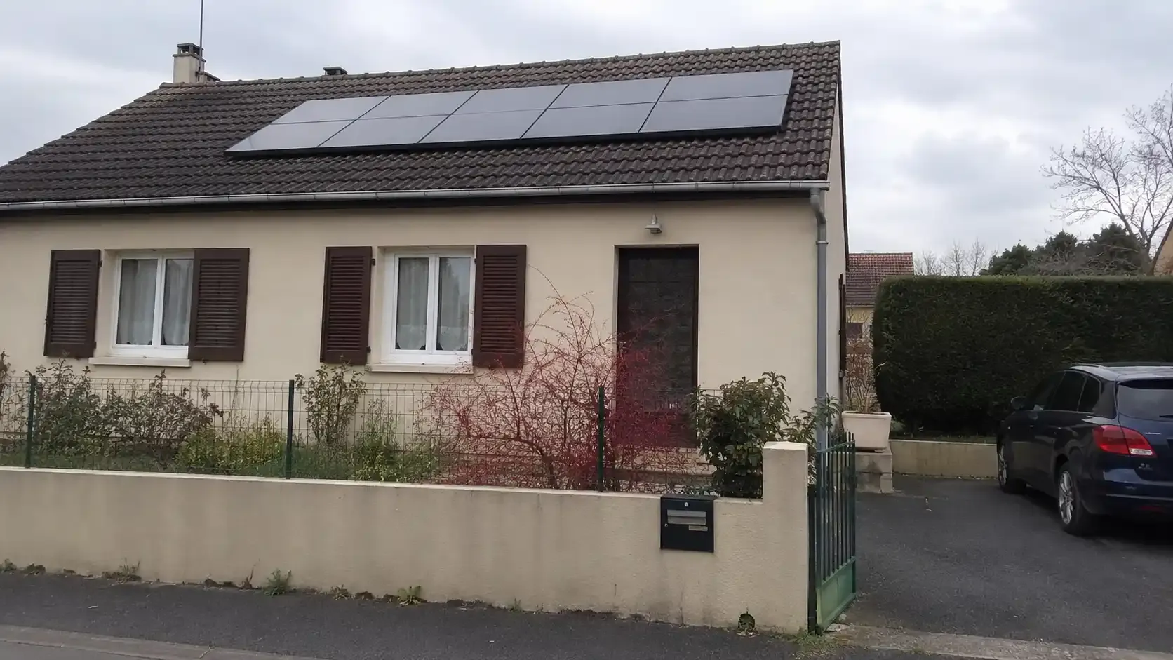 Image installateur panneaux solaires 7 panneaux solaires pv